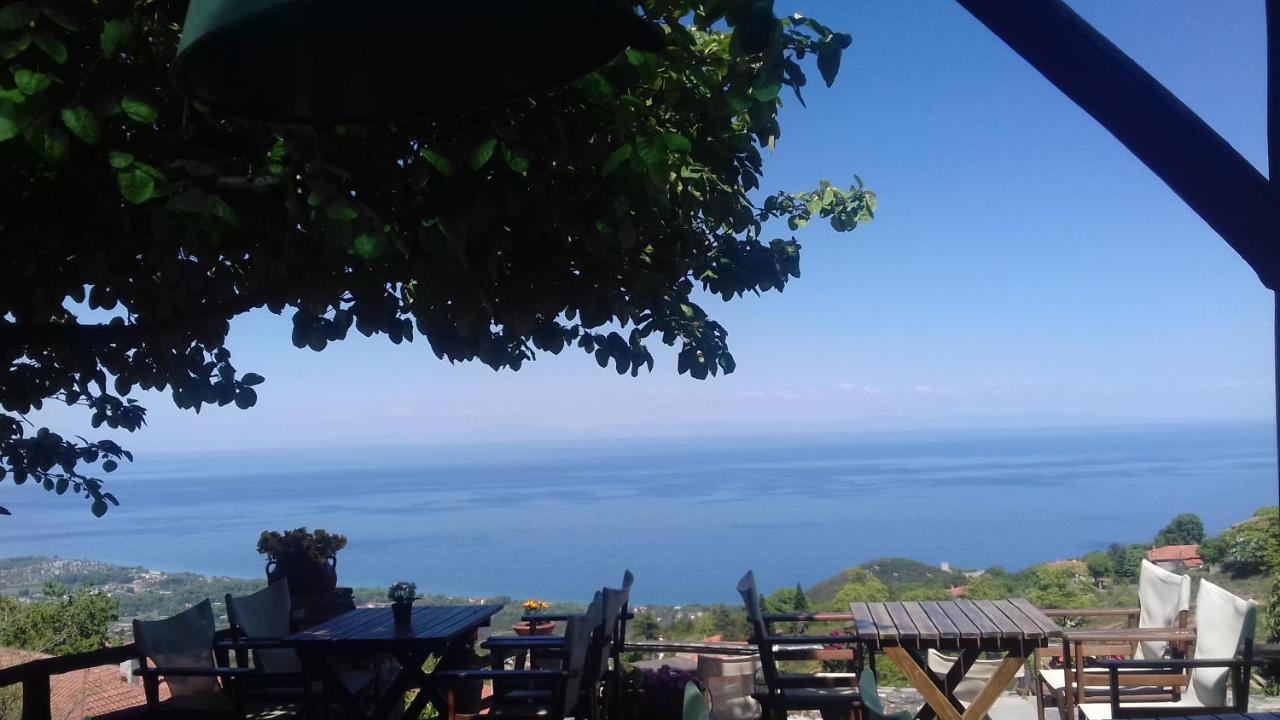 Enastron Guesthouse Palaios Panteleimonas Luaran gambar