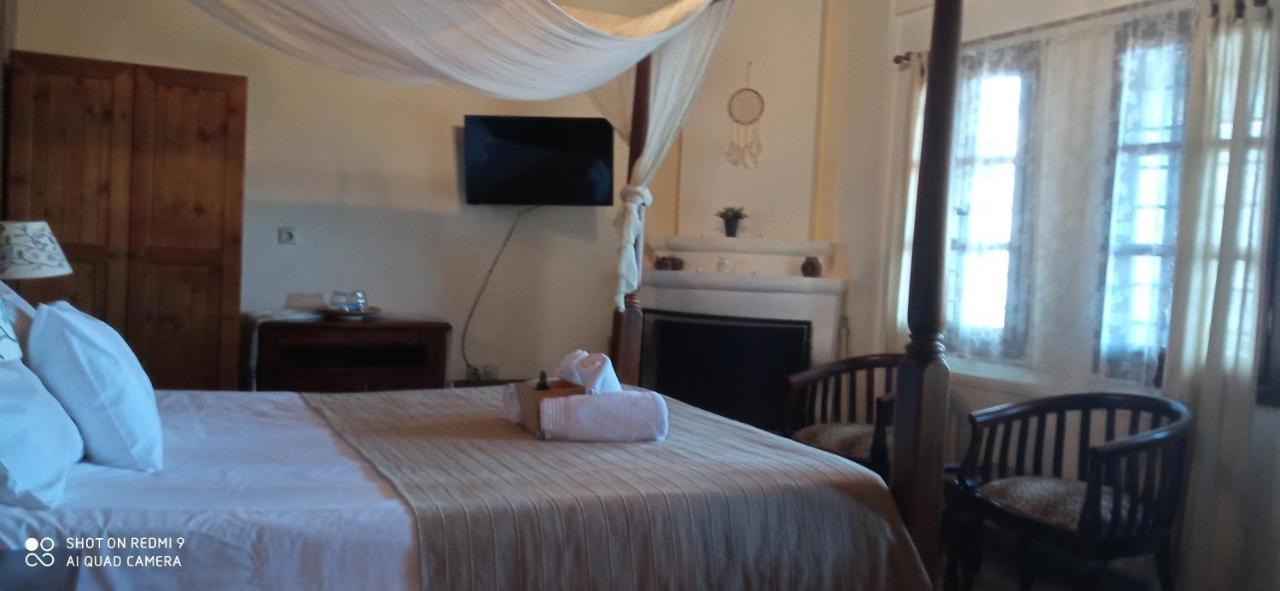 Enastron Guesthouse Palaios Panteleimonas Luaran gambar