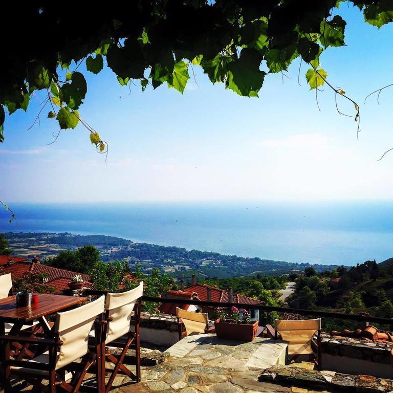 Enastron Guesthouse Palaios Panteleimonas Luaran gambar