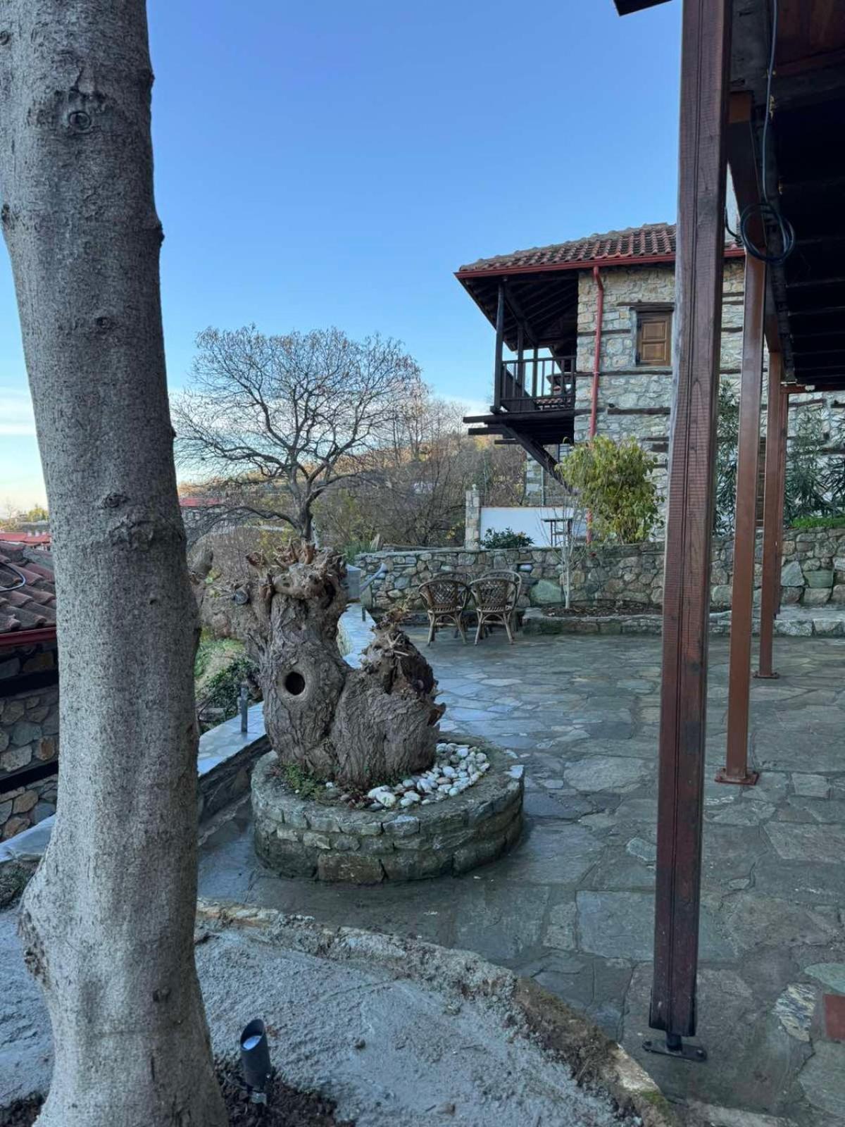 Enastron Guesthouse Palaios Panteleimonas Luaran gambar