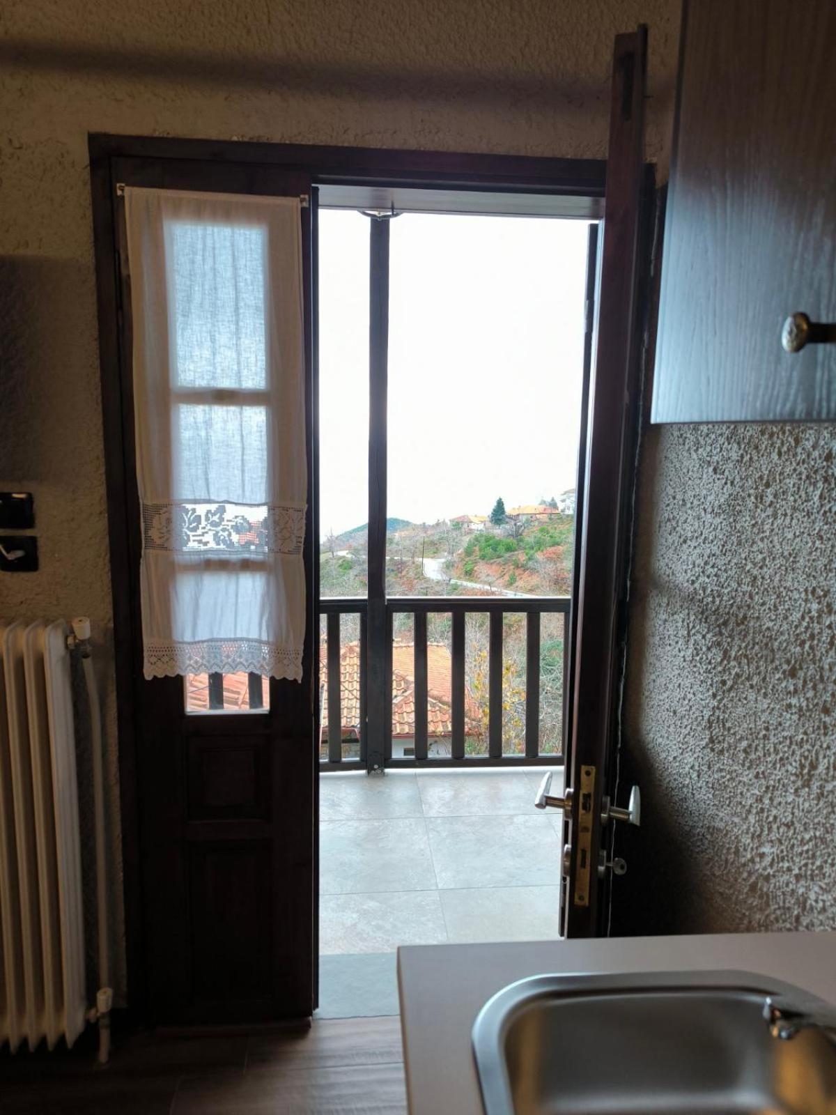 Enastron Guesthouse Palaios Panteleimonas Luaran gambar